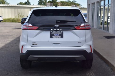 Used 2022 Ford Edge SEL w/ Convenience Package image 5