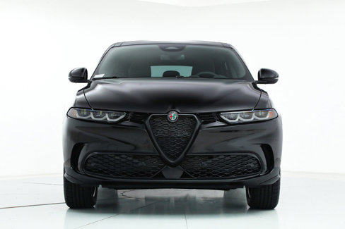 New 2025 Alfa Romeo Tonale image 8
