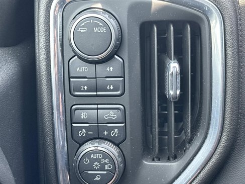 Used 2022 Chevrolet Silverado 1500 LTZ w/ LTZ Premium Texas Edition image 19
