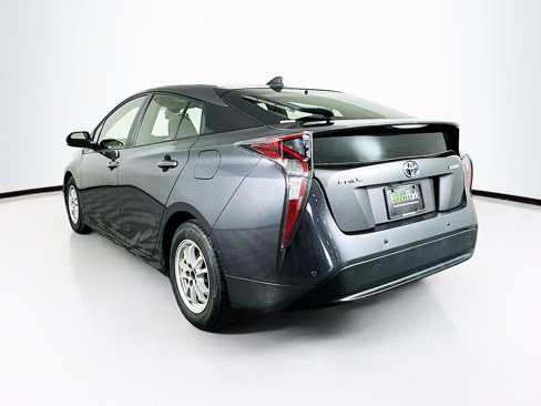Used 2017 Toyota Prius Two image 5