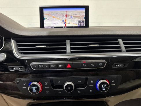 Used 2017 Audi Q7 3.0T Premium Plus image 40