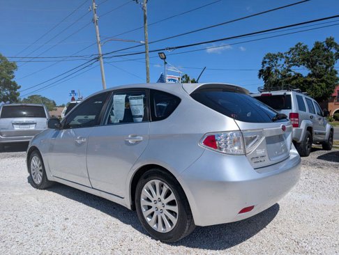 Used 2011 Subaru Impreza 2.5i Premium image 7