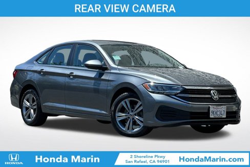 Used 2024 Volkswagen Jetta SE image 3