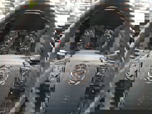 Used 2020 Toyota Tacoma SR image 17