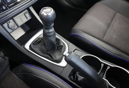 Used 2018 Toyota Corolla SE image 36