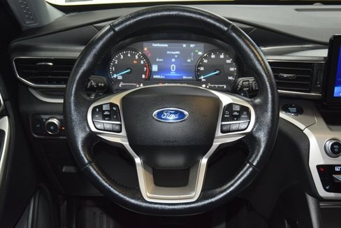 Used 2021 Ford Explorer XLT w/ Equipment Group 202A image 36