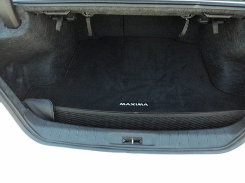 Used 2022 Nissan Maxima SV image 17
