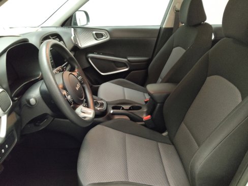 Used 2023 Kia Soul LX w/ Option Group 015 image 17