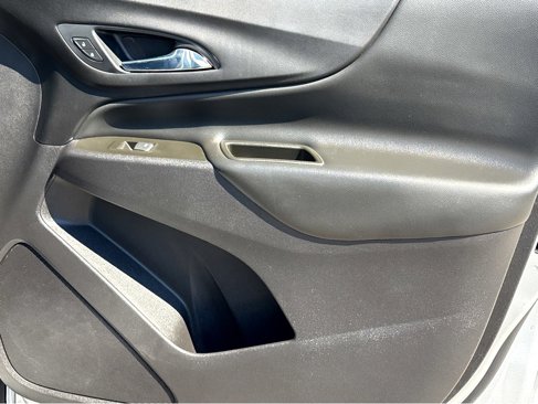 Used 2021 Chevrolet Equinox LT image 9