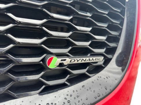 Used 2018 Jaguar E-PACE First Edition image 19