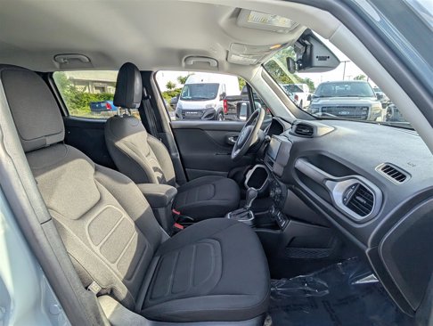 Used 2018 Jeep Renegade Latitude image 10