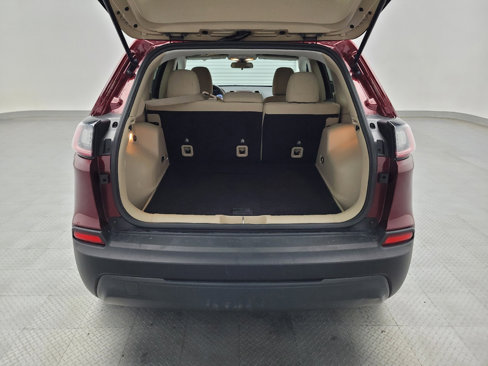 Used 2019 Jeep Cherokee Latitude w/ Popular Appearance Group image 29