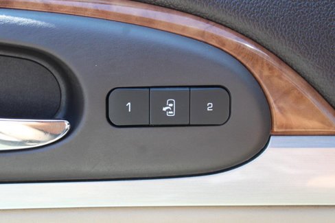 Used 2012 Buick Enclave Premium image 27