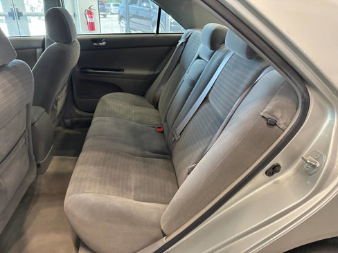 Used 2005 Toyota Camry LE image 27