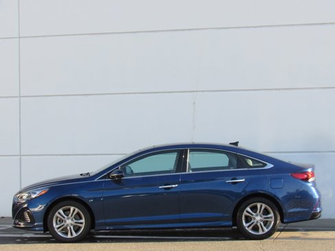 Used 2019 Hyundai Sonata Limited w/ Ultimate Package 04 image 4