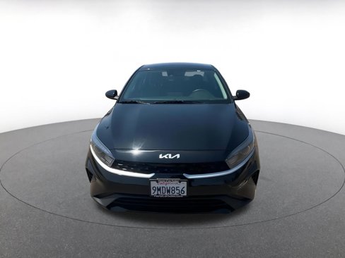 Used 2024 Kia Forte LXS image 4
