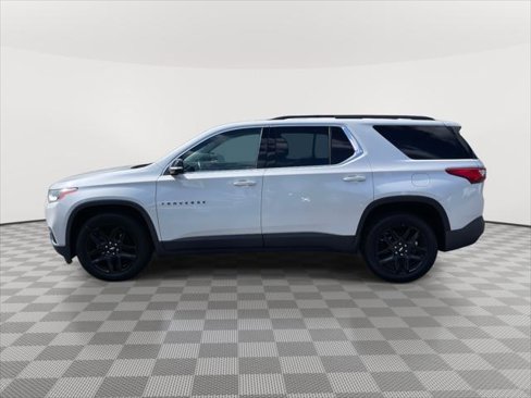 Used 2019 Chevrolet Traverse LT w/ LPO, Blackout Package image 4