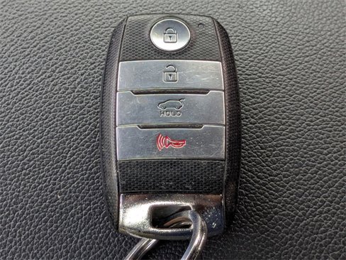 Certified 2020 Kia Sportage SX image 40