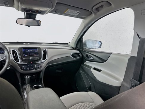 Used 2020 Chevrolet Equinox LS image 21