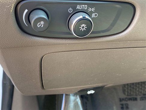 Used 2022 Chevrolet Malibu LT image 20
