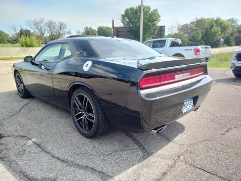 Used 2009 Dodge Challenger SRT8 w/ SRT Option Group II image 6