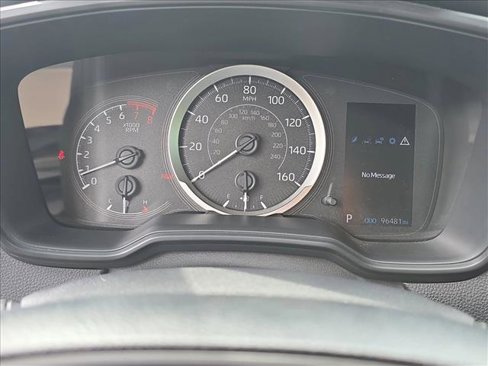 Used 2020 Toyota Corolla LE image 10