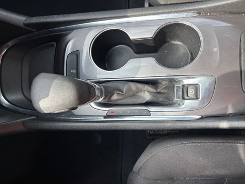 Used 2022 Chevrolet Malibu LT image 39