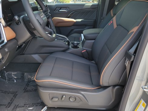 New 2025 GMC Canyon AT4 w/ Nightfall Edition image 6