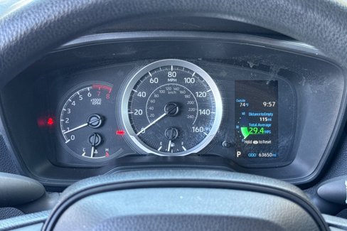 Used 2022 Toyota Corolla LE image 22