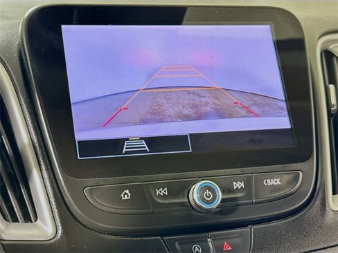 Used 2024 Chevrolet Malibu LT image 11