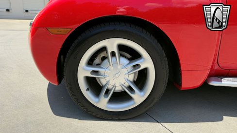 Used 2004 Chevrolet SSR w/ Preferred Equipment Group image 19