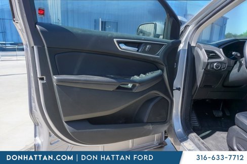 Used 2022 Ford Edge SEL w/ Convenience Package image 13