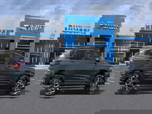 New 2025 Chevrolet Trax LT w/ Driver Confidence Package image 5