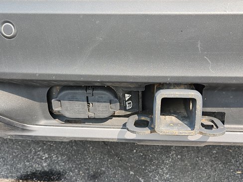 Certified 2022 Ford Explorer XLT w/ Equipment Group 202A image 38