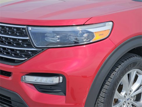 Used 2020 Ford Explorer XLT w/ Equipment Group 202A image 8