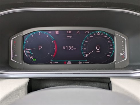New 2025 Volkswagen Taos SEL image 14