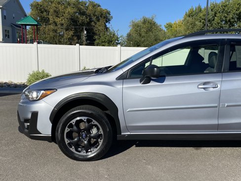 Used 2021 Subaru Crosstrek 2.0i image 2
