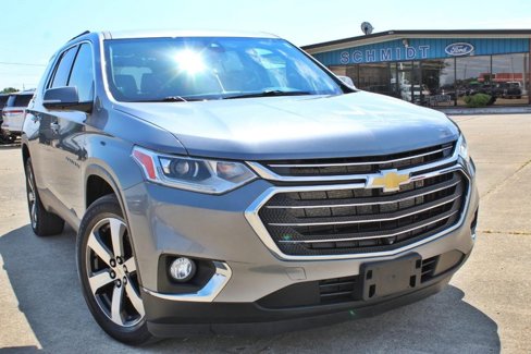 Used 2020 Chevrolet Traverse LT w/ LT Premium Package image 8