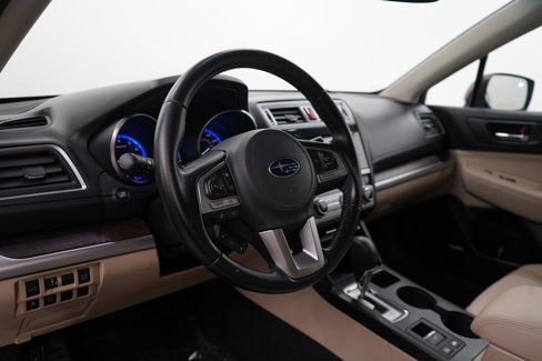 Used 2016 Subaru Outback 3.6R Limited image 17