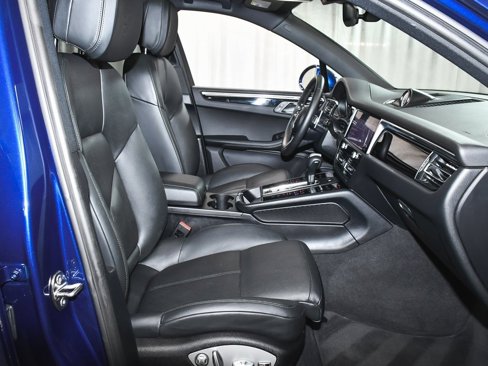 Used 2022 Porsche Macan image 51