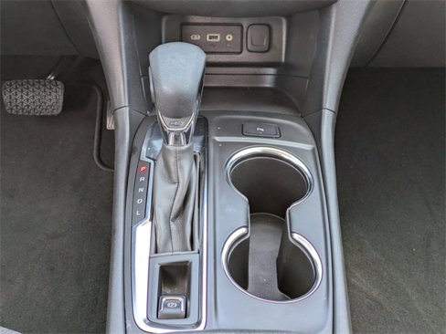 Used 2024 Chevrolet Equinox LT image 18