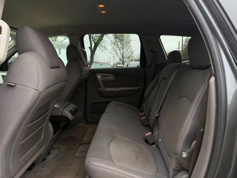 Used 2009 Chevrolet Traverse LS image 8