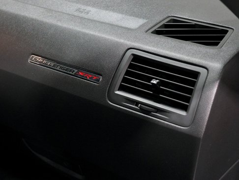 Used 2009 Dodge Challenger SRT8 image 66