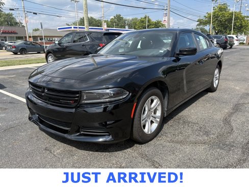 Used 2023 Dodge Charger SXT image 3