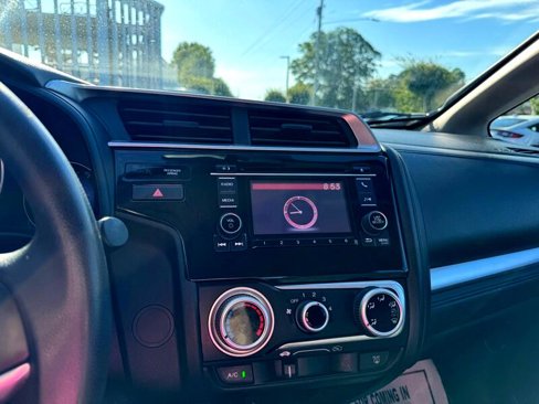 Used 2019 Honda Fit LX image 18