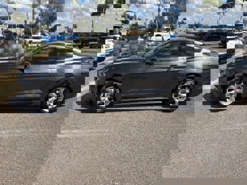 Used 2015 Ford Mustang Coupe image 8