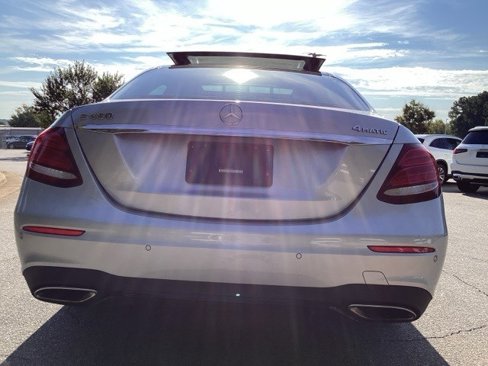 Used 2020 Mercedes-Benz E 450 4MATIC Sedan image 3