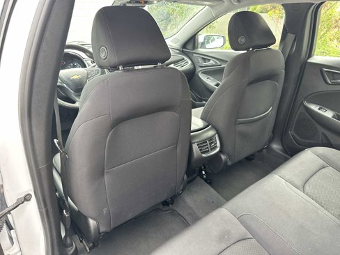 Used 2023 Chevrolet Malibu LT image 16