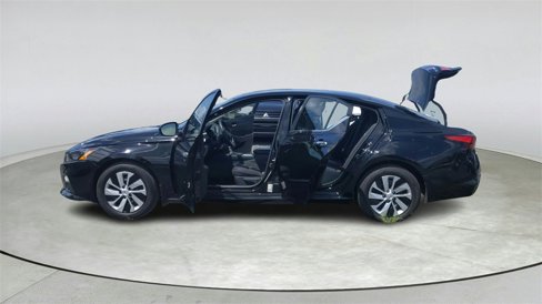 Used 2022 Nissan Altima 2.5 S image 11