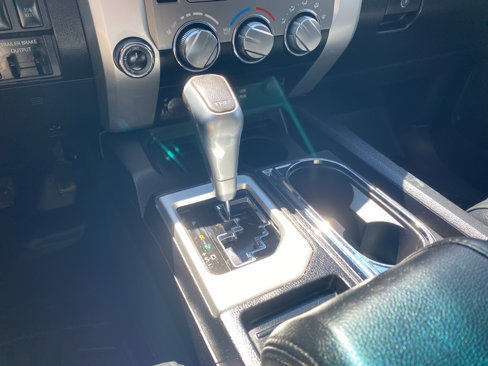 Used 2016 Toyota Tundra SR5 image 9